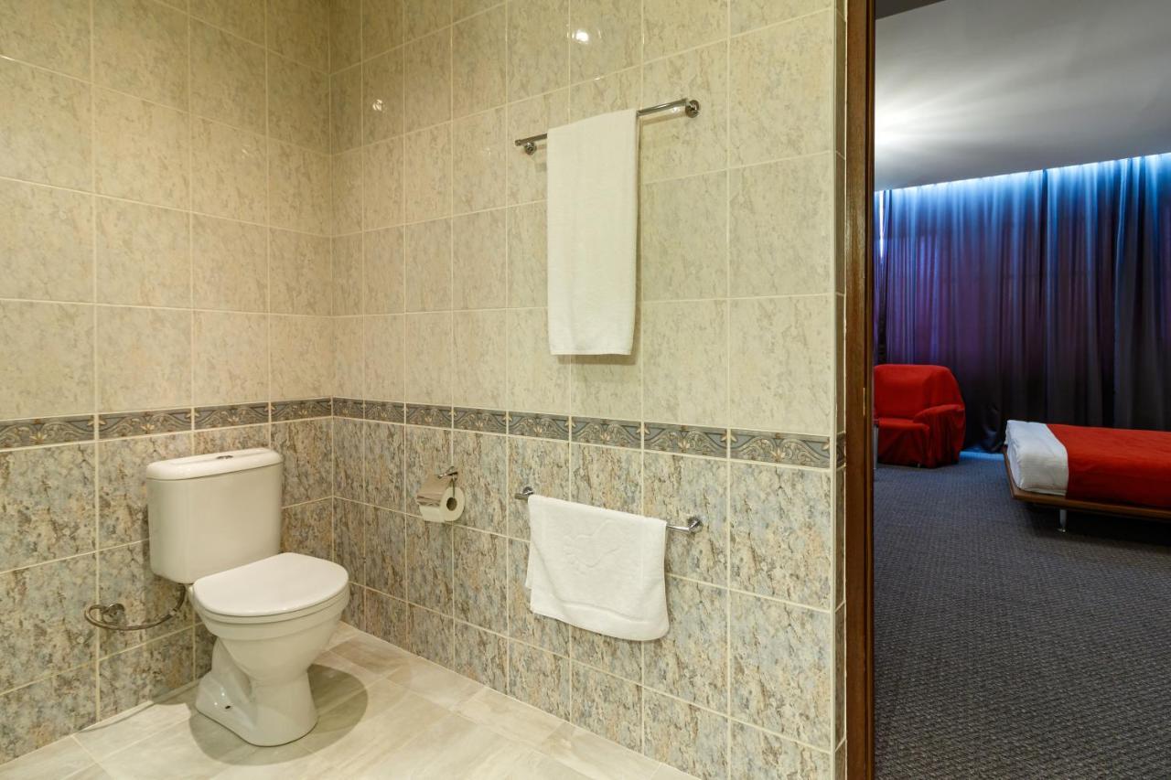 Moscow House Hotel Jereván Kültér fotó